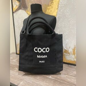 Women’s Black & White Tote Bag